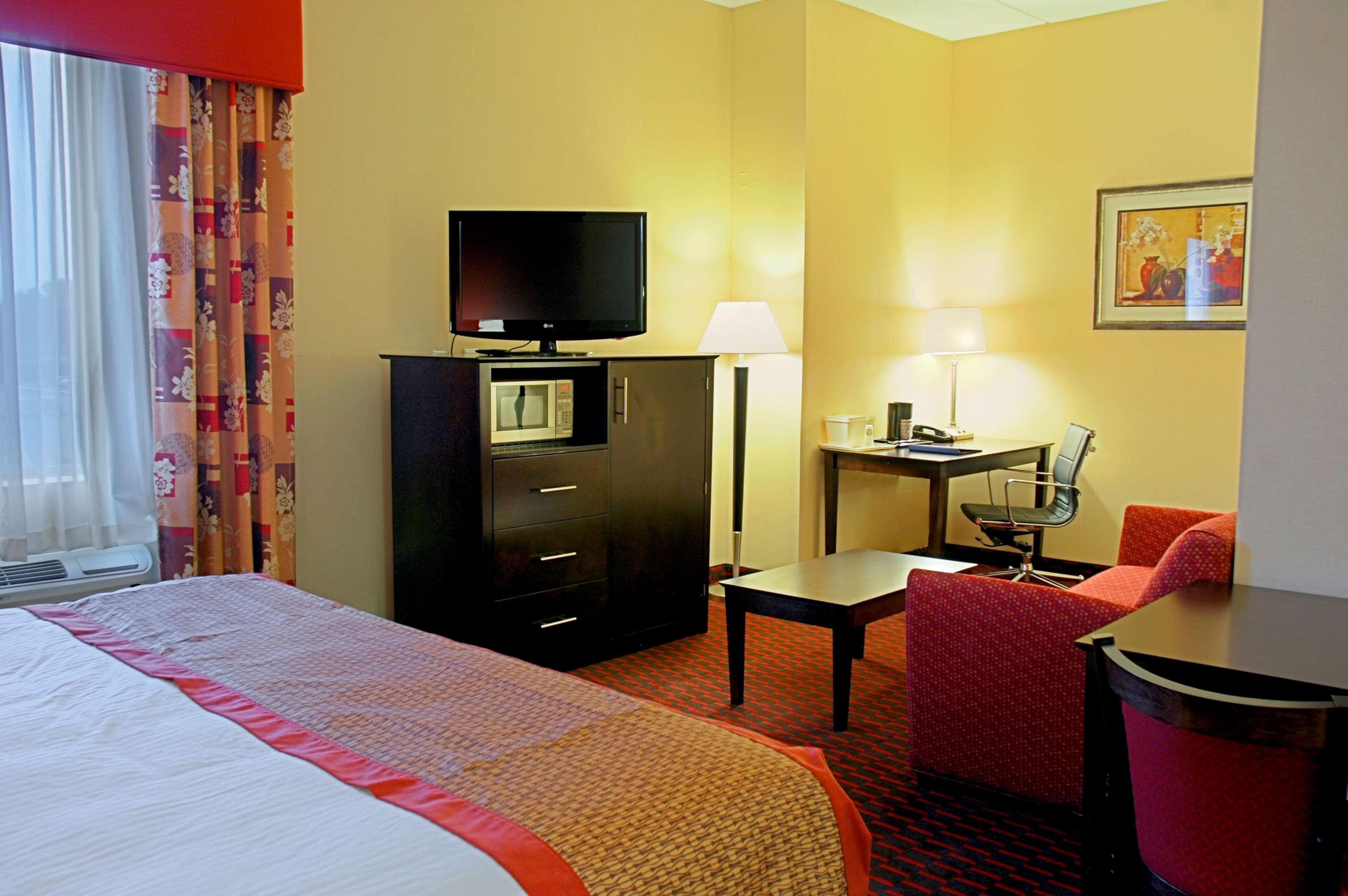 Best Western Plus Flowood Inn & Suites Экстерьер фото
